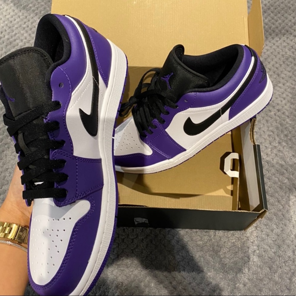 jordan 1s low court purple !!